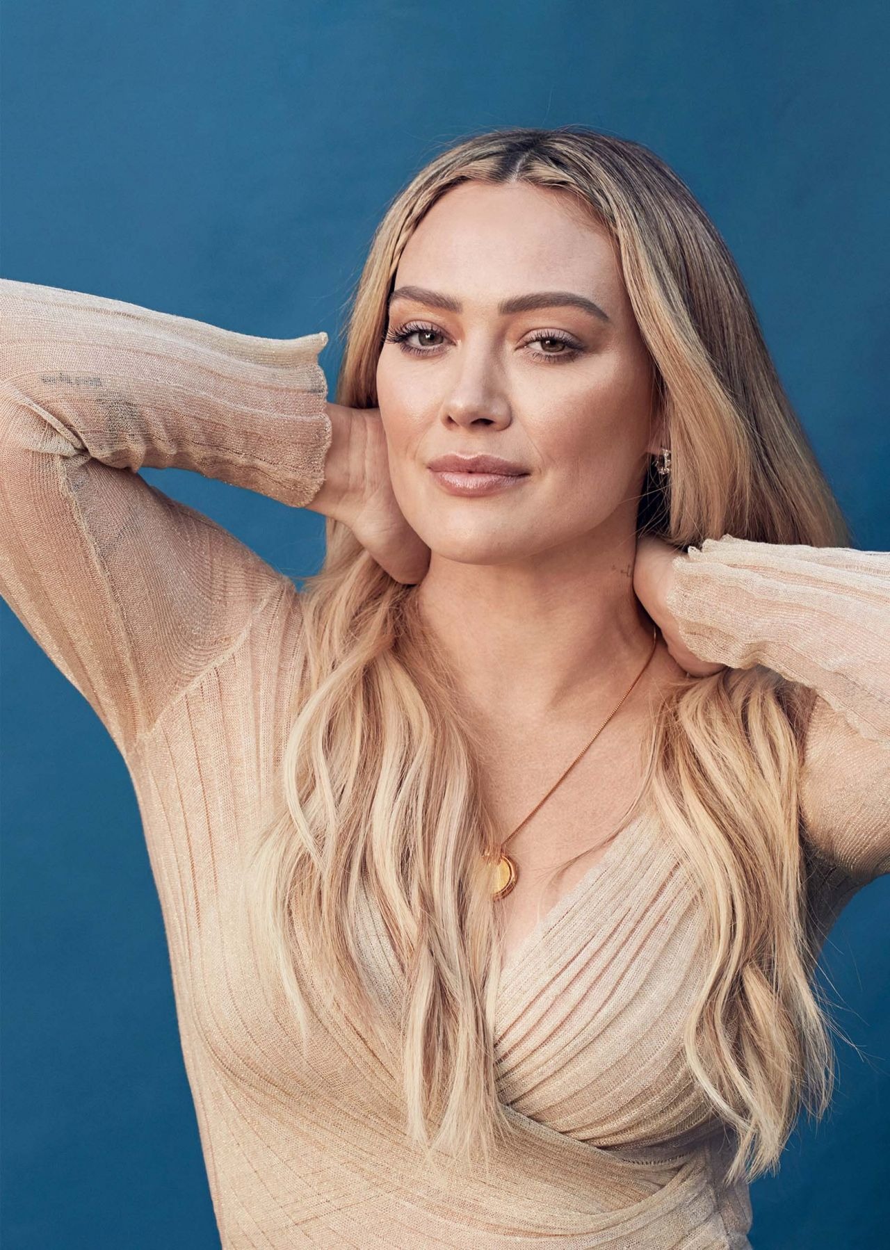 Hilary Duff Bustle