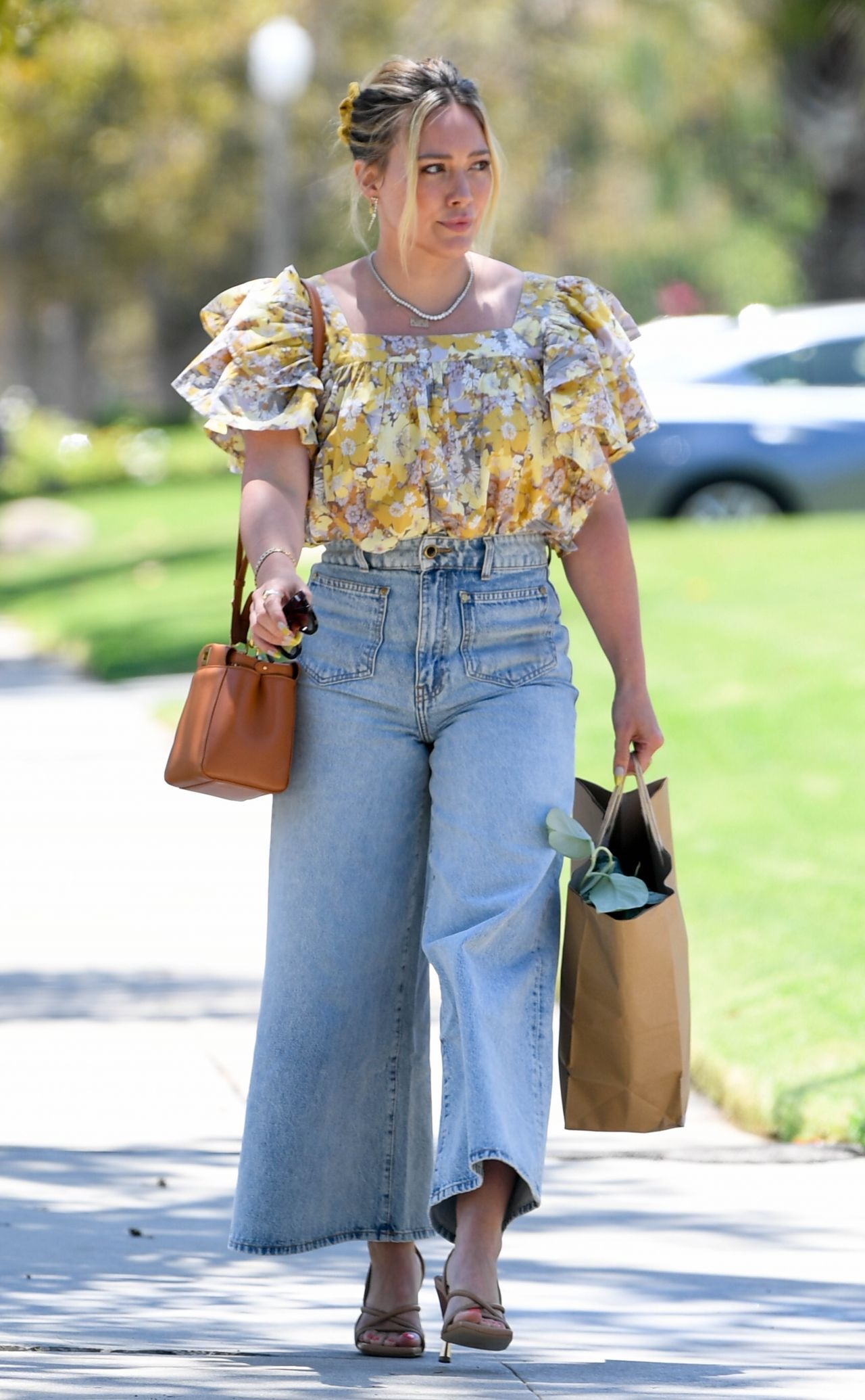 Hilary Duff Out In Los Angeles