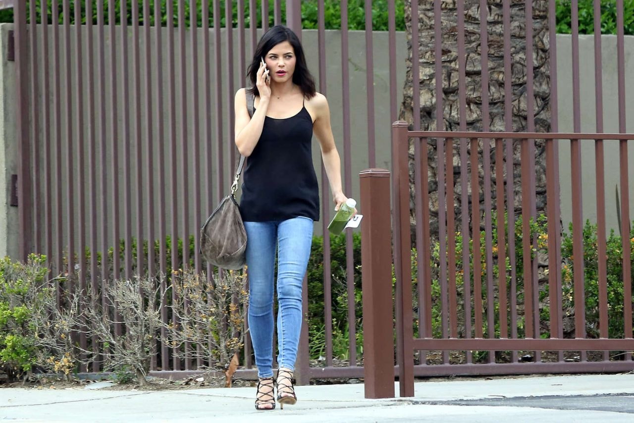 Jenna Dewan Tatum Street Style Out For Lunch In La March_3