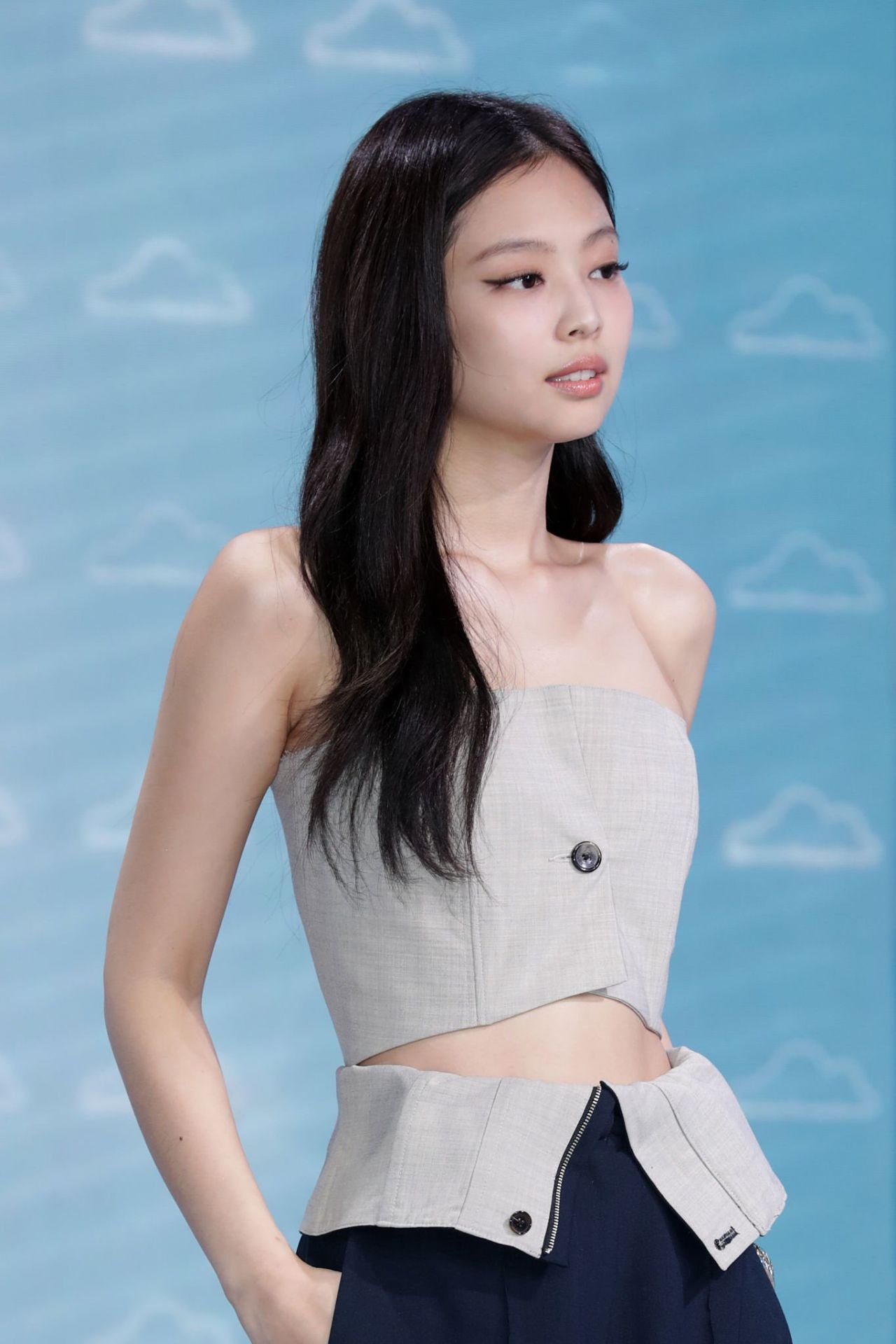 Jennie Kim Porsche Sonderwunsch Haus The Taycans Cross Turismo For Jennie Ruby Jane Event In Seoul