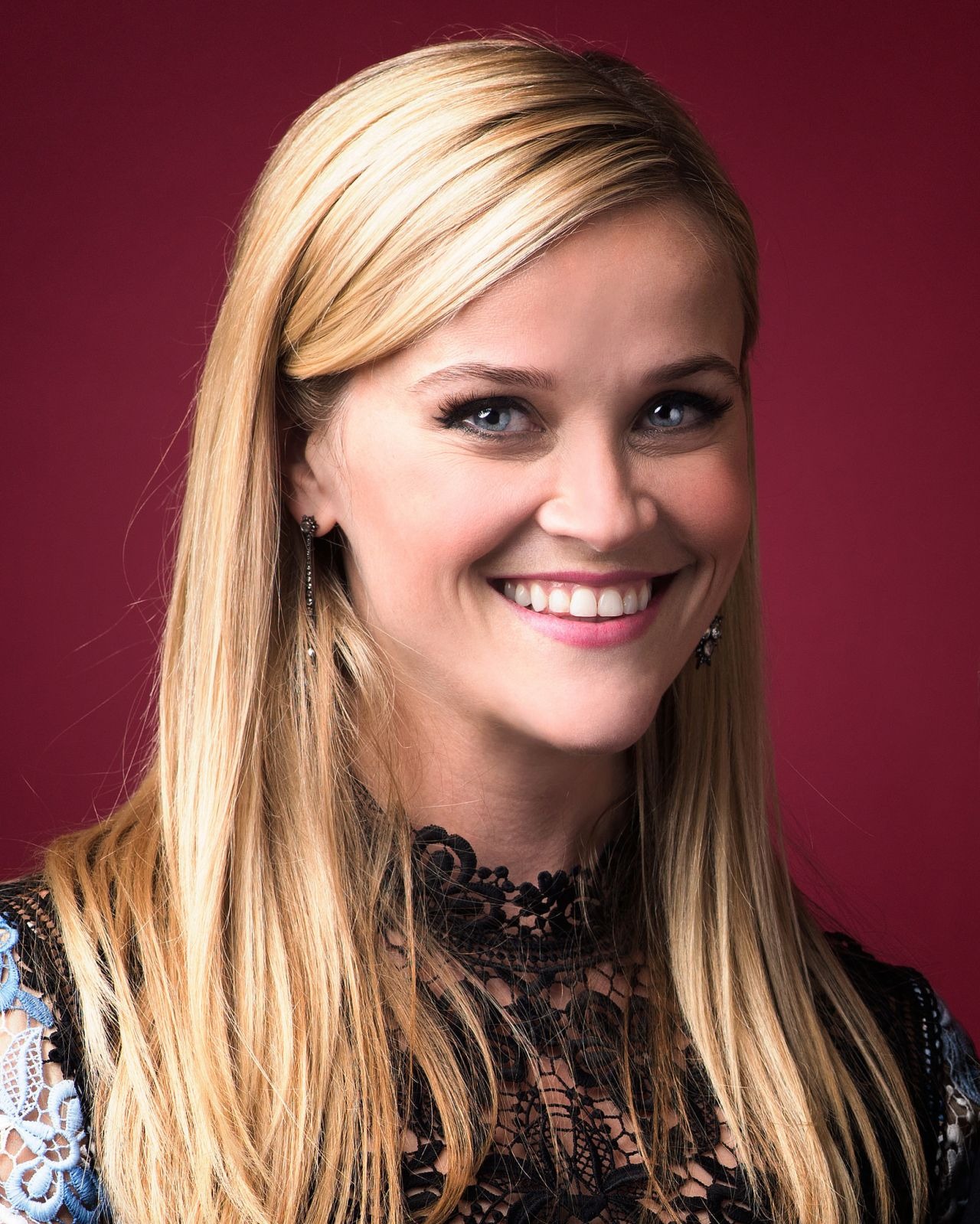 Reese Witherspoon Glamour S Women Of The Year Awards Portraits November_1