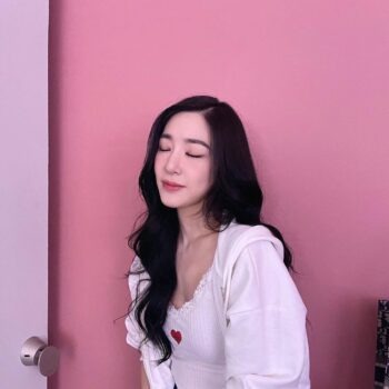 Tiffany Young Outfit