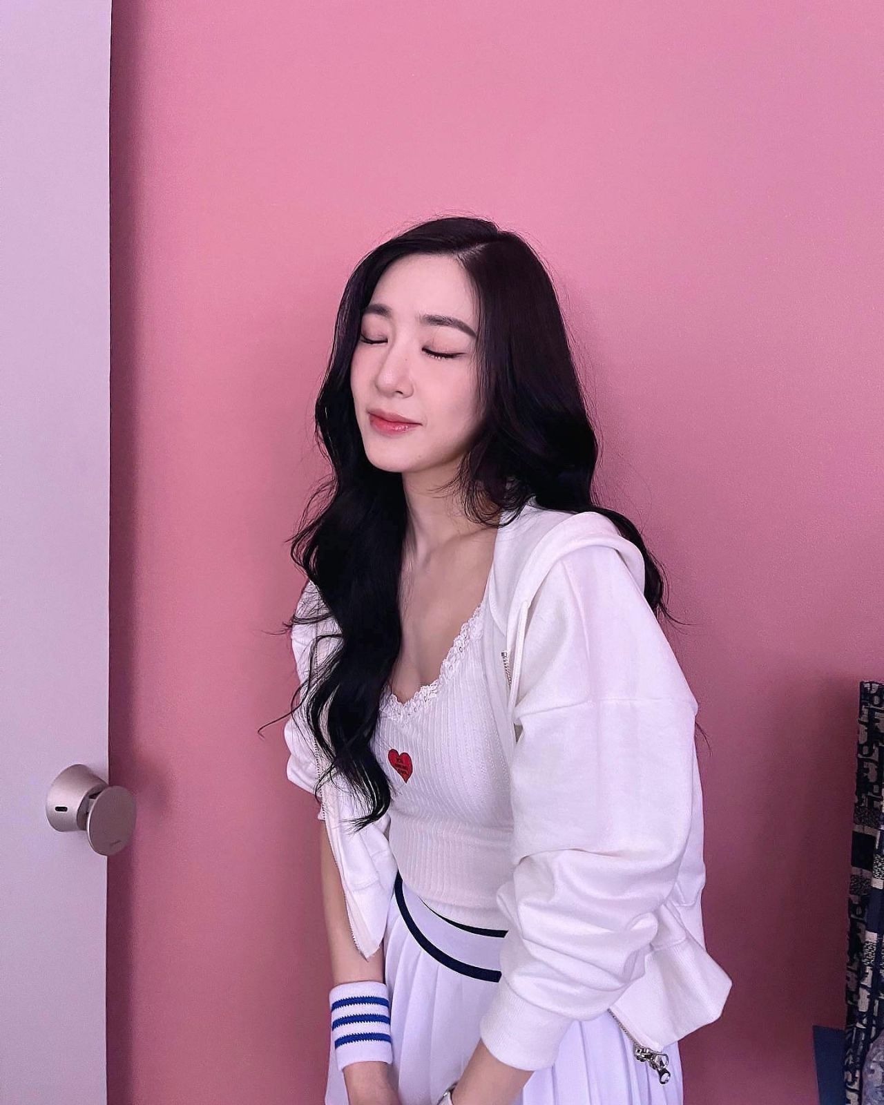 Tiffany Young Outfit