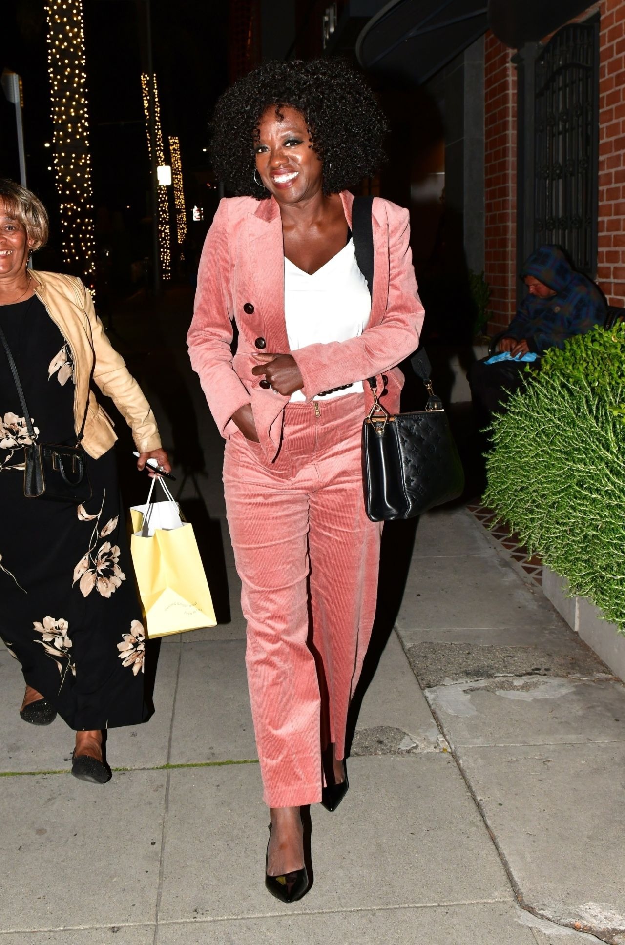 Viola Davis At Crustacean Restaurant In Beverly Hills