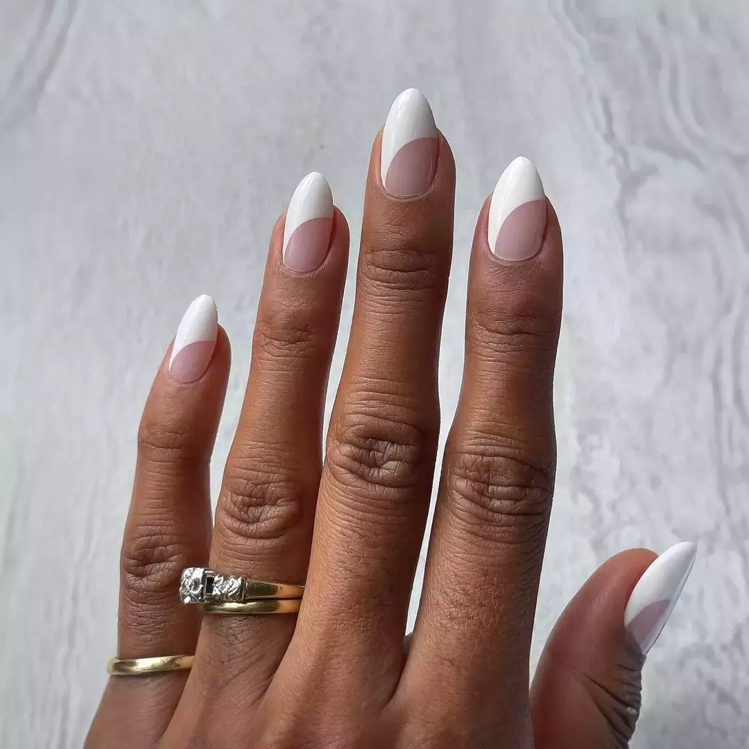 Asymmetric French Tips