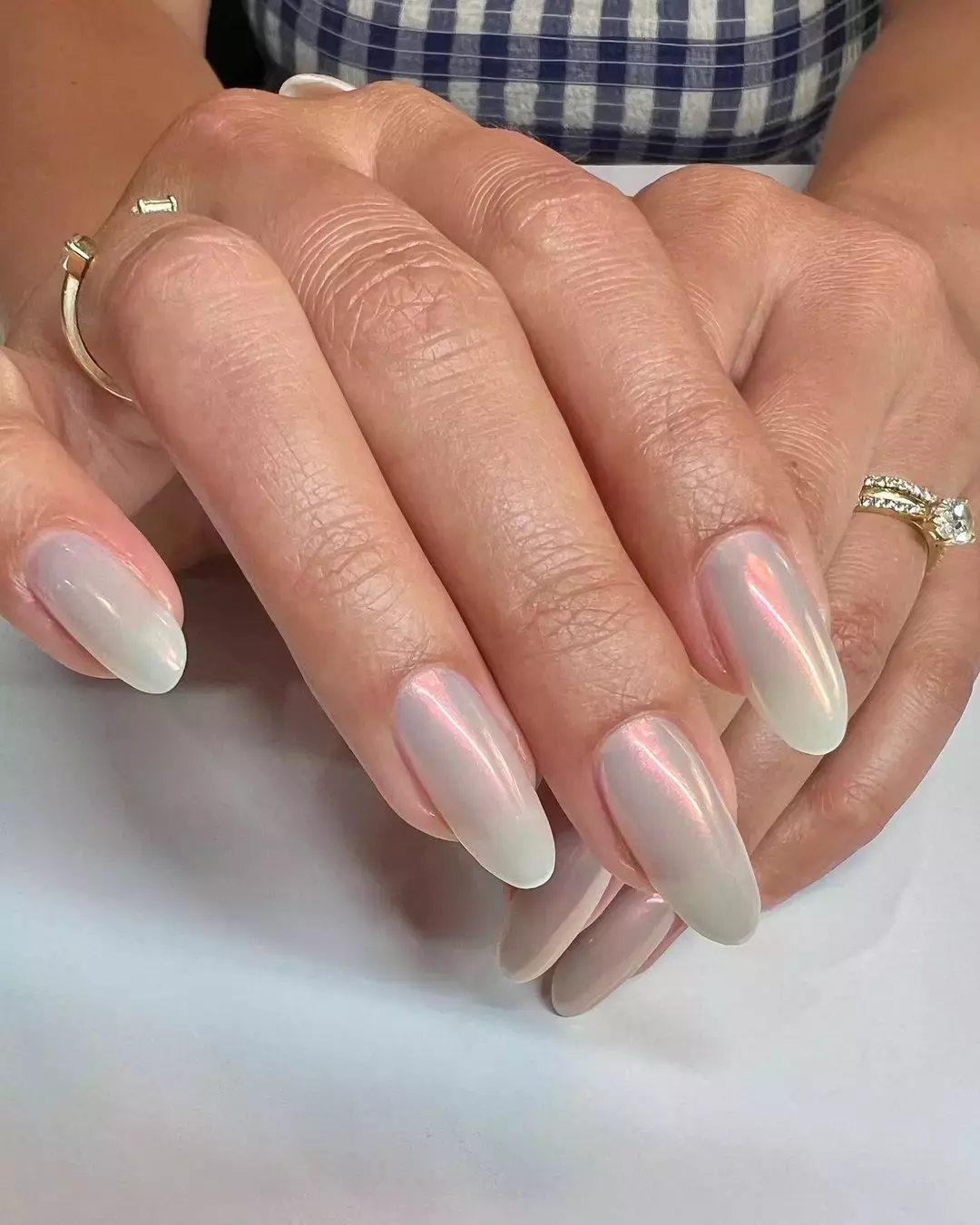 Pearly Pink Chrome Nails