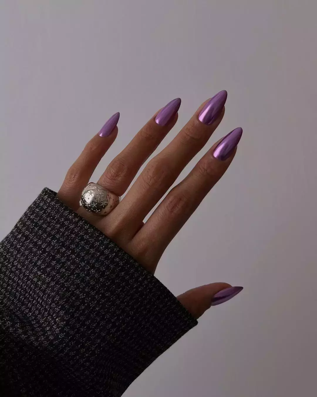 This Chrome Purple Mani