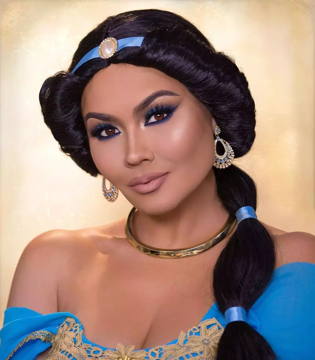 This Jasmine Halloween Hair Idea