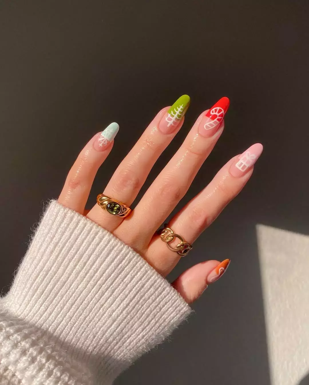 Colorful Christmas Nails