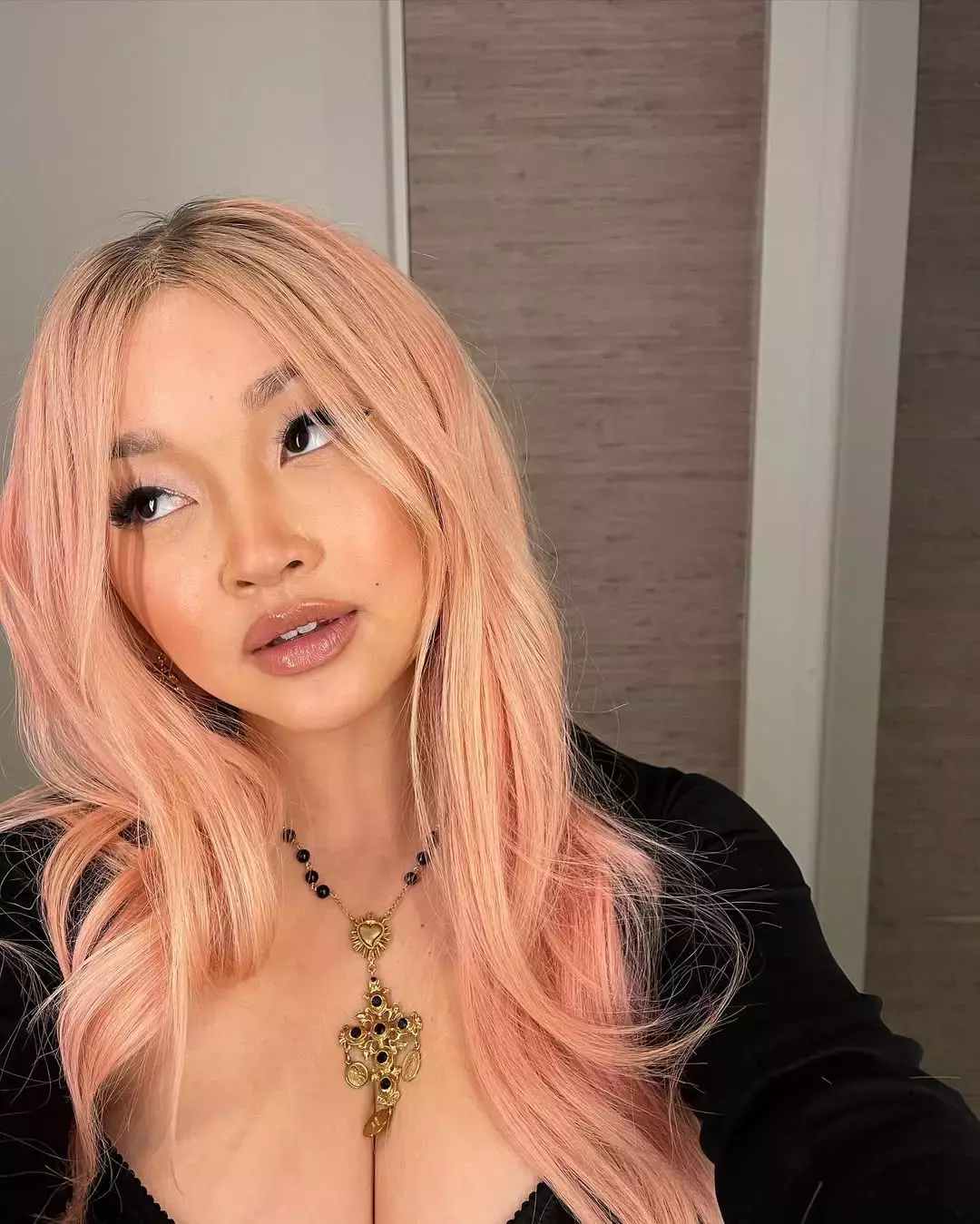 Peach Pink Hair Color Trend