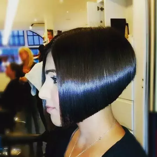 Short Raven Black Bob Haircut