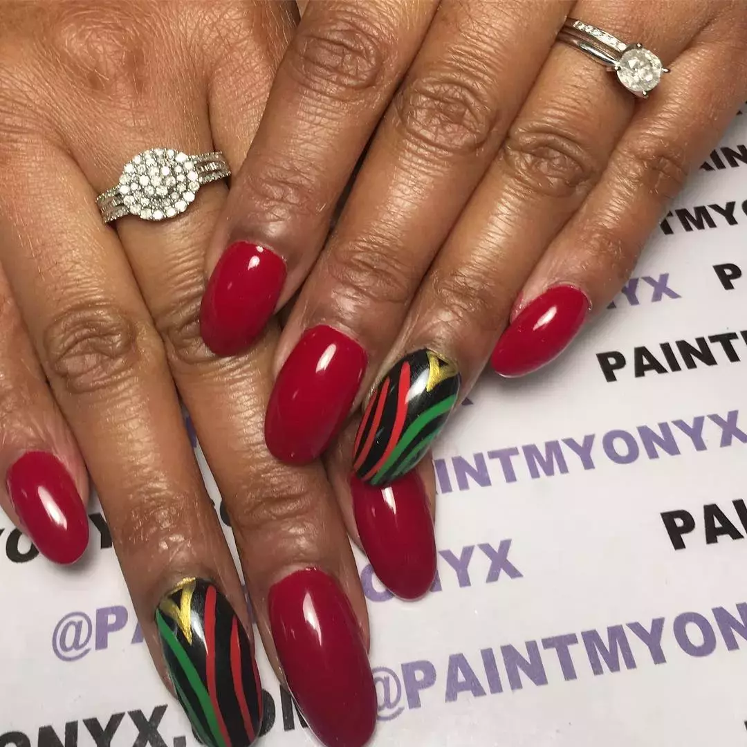 These Simple Kwanzaa Nails