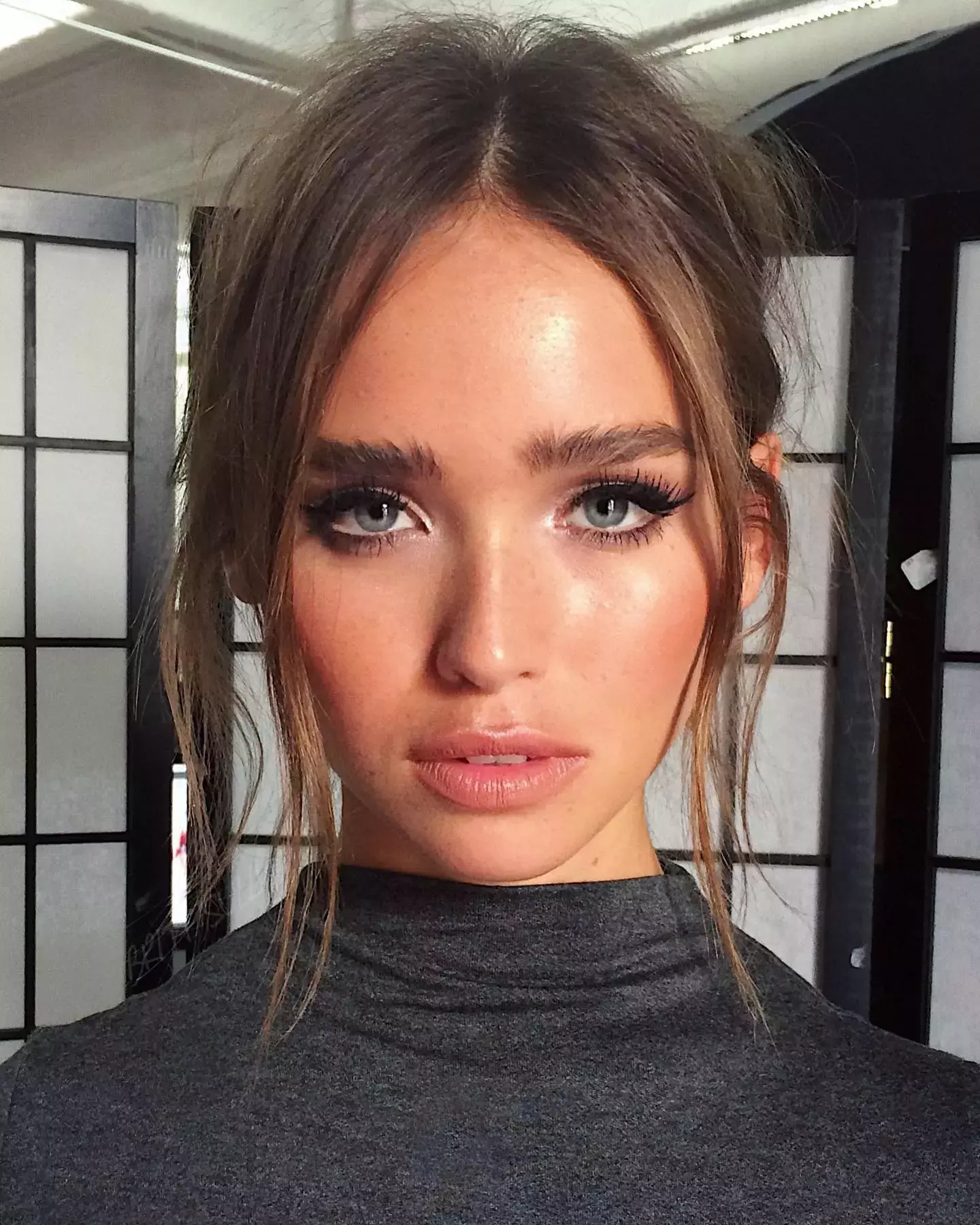 This Messy Brow Trend For Winter