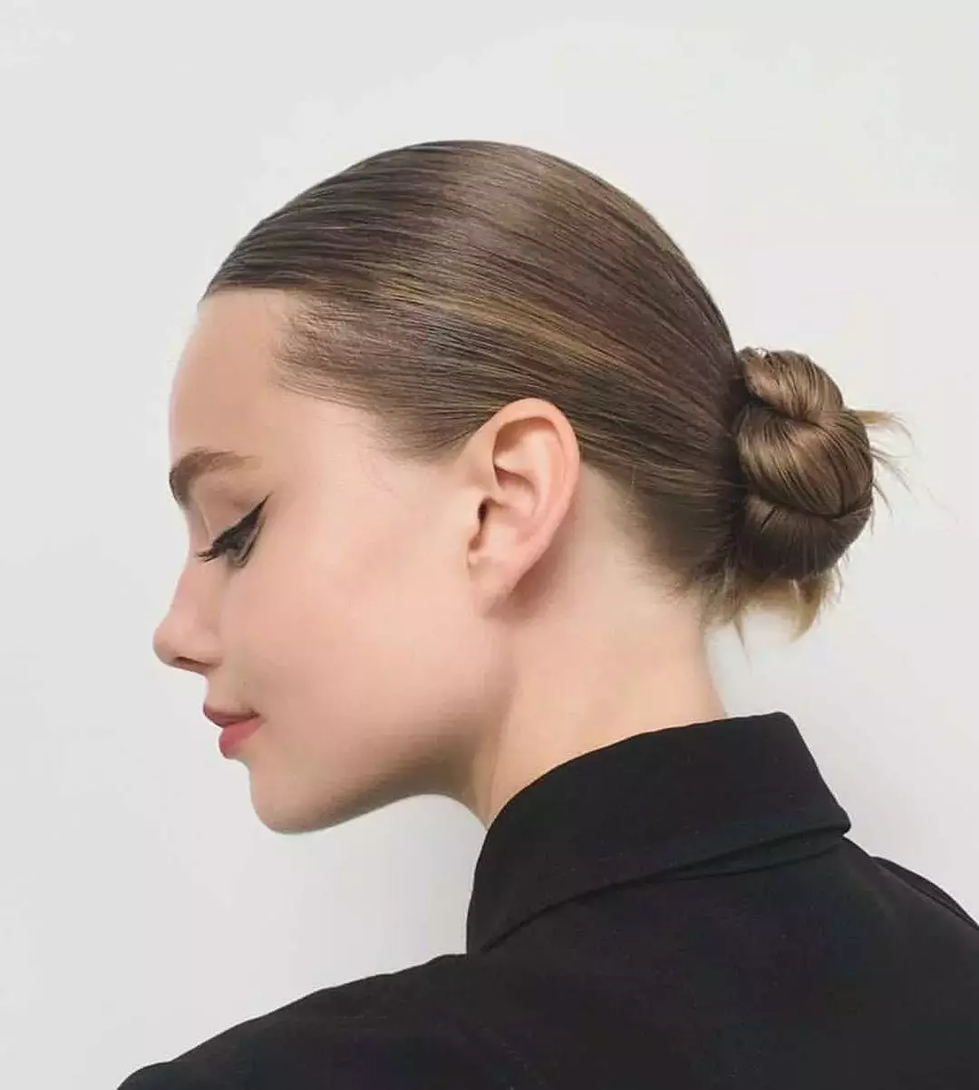 This Low Bun Style For Straight Hair