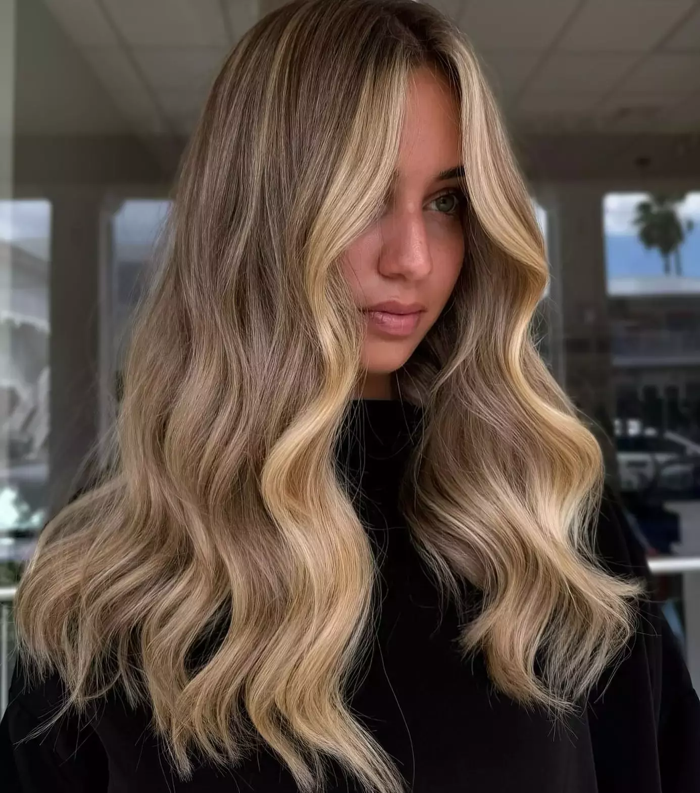 23 Low Contrast Blonde