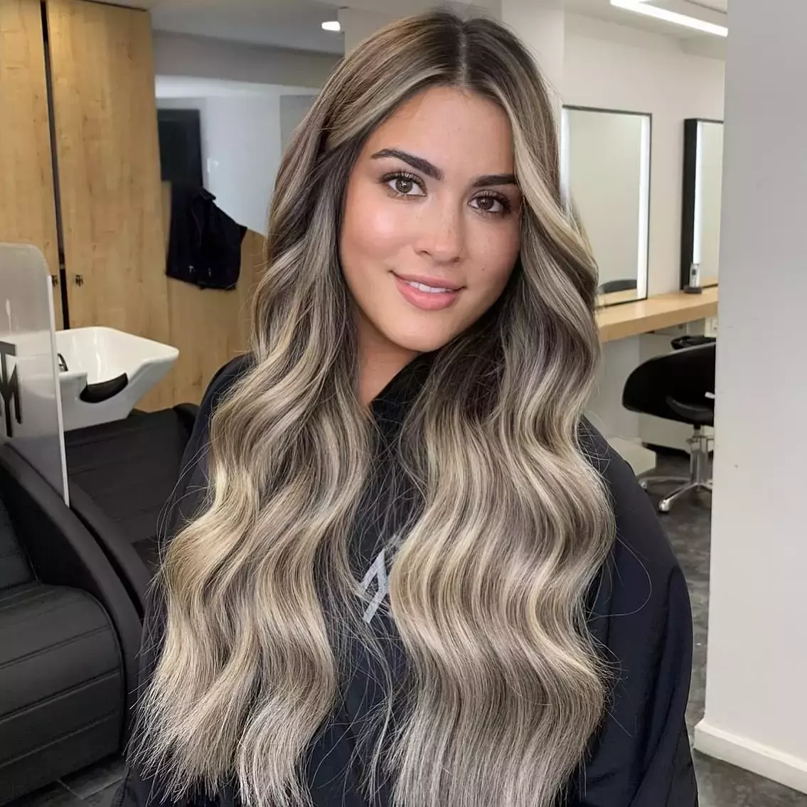 Beachy Beige Blonde Waves