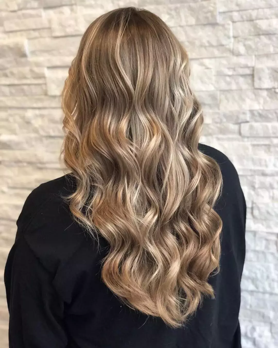 Champagne Blonde Highlights