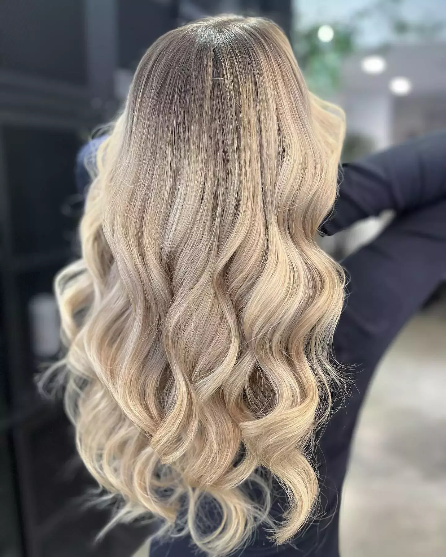 Champagne Blonde Highlights