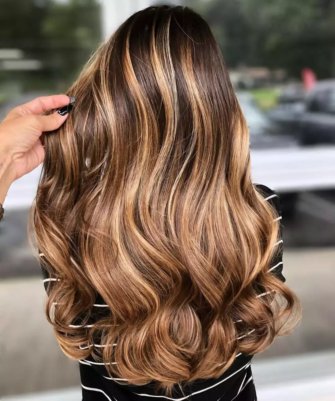 Chocolate To Caramel Balayage