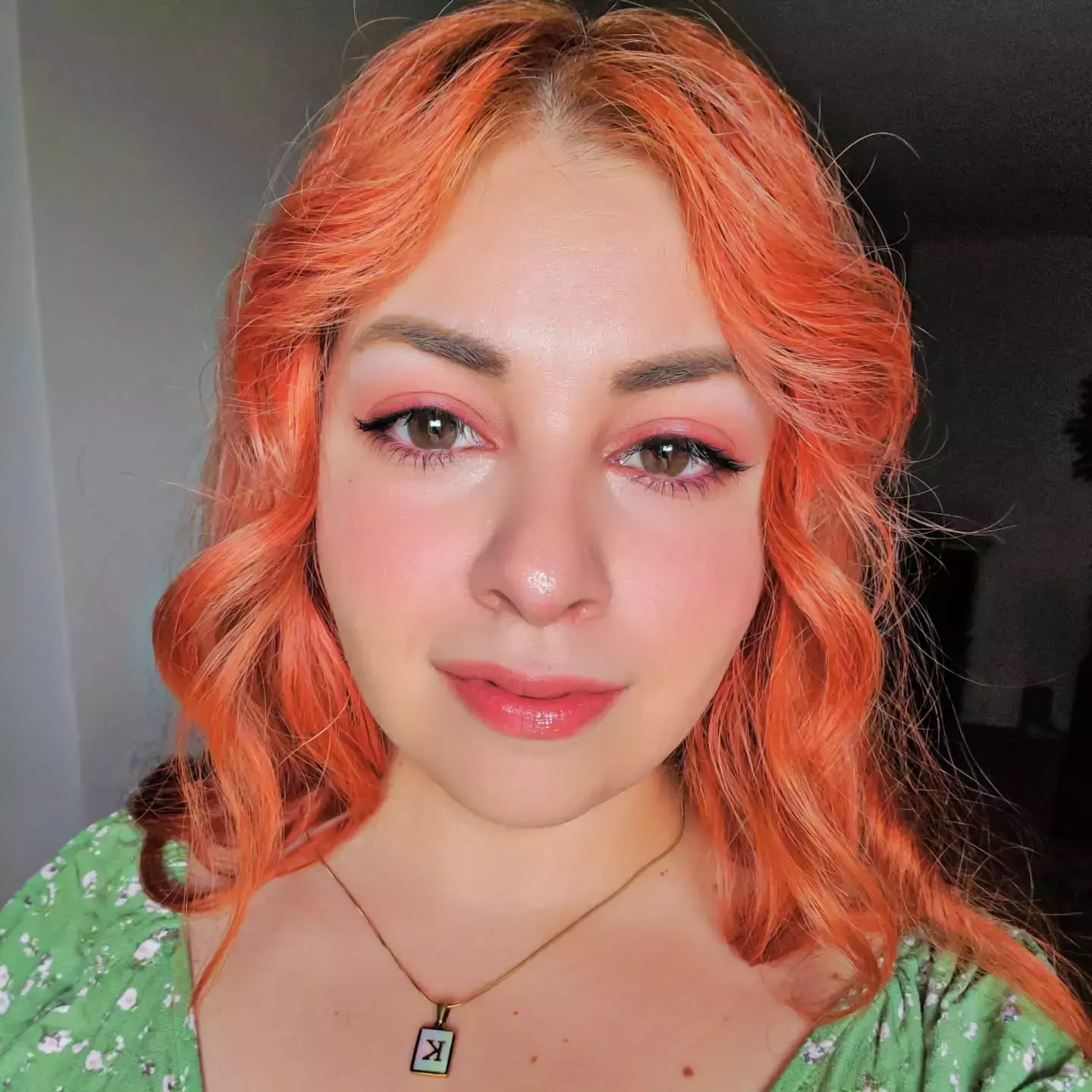 Pastel Peach Waves