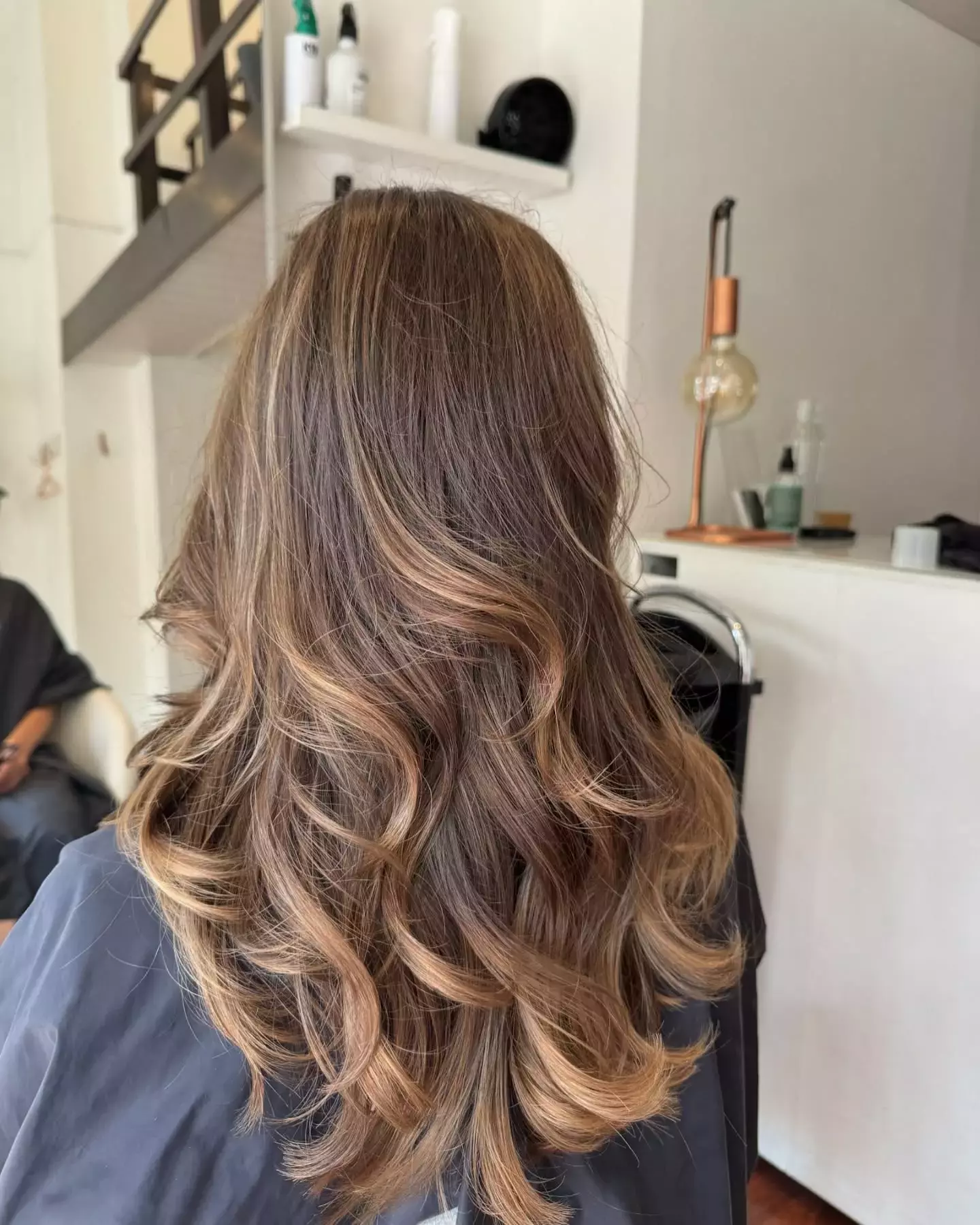 Reverse Balayage With Soft Curls