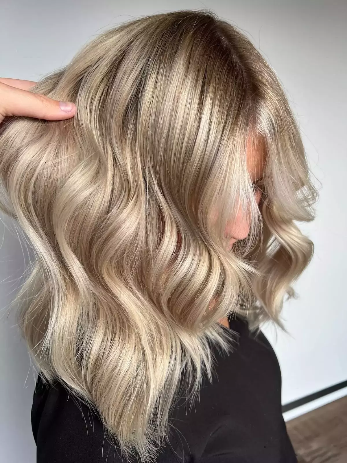 Warm Champagne Blonde